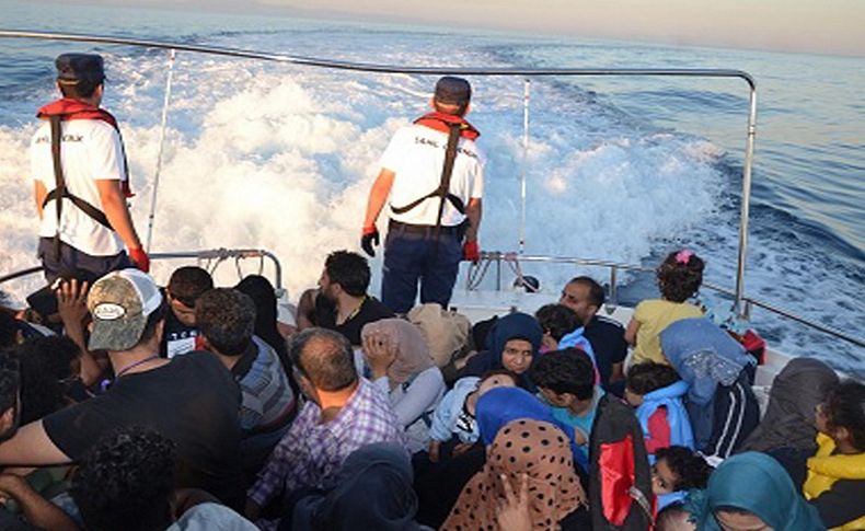 İzmir'de 50 kaçak göçmen yakalandı