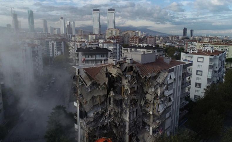 İzmir'de 6 ile 7.2 büyüklüğünde deprem bekleniyor