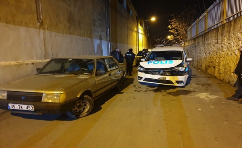 İzmir'de çalıntı otomobille kaçan zanlı kovalamaca sonucu yakalandı