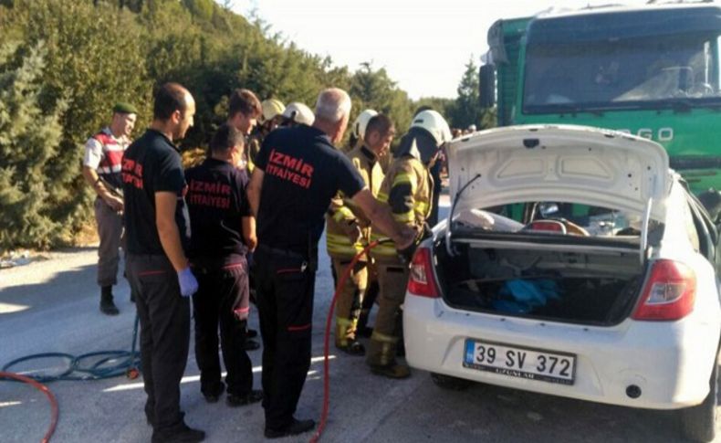 İzmir'de iki feci kaza: 4 ölü