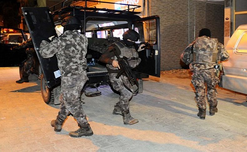 FETÖ'nün TSK yapılanmasına operasyon: 35 kişi hakkında gözaltı kararı