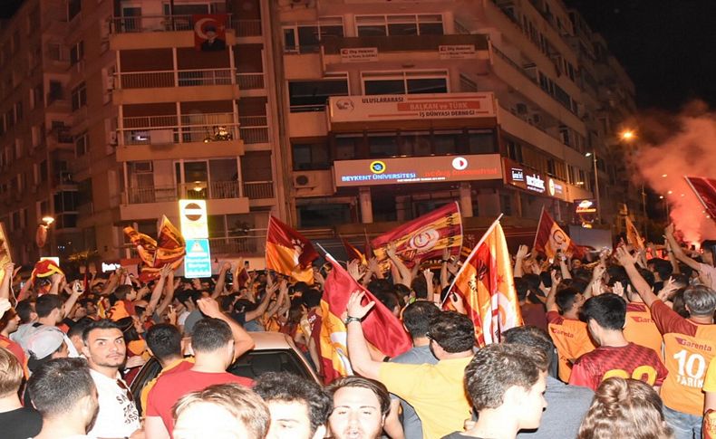 İzmir’de Galatasaray bayramı