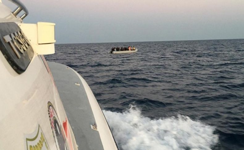 Yunanistan'ın ölüme ittiği 26 sığınmacı kurtarıldı
