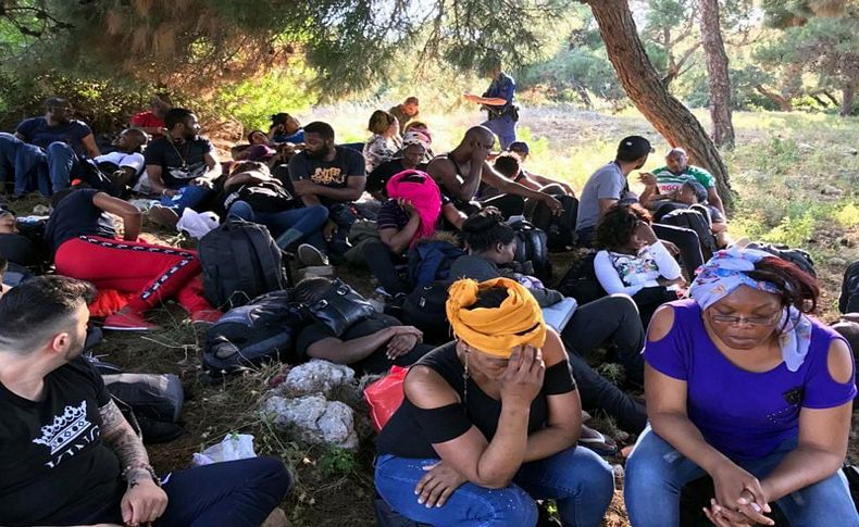 İzmir'de göçmen kaçakçılığına 4 tutuklama