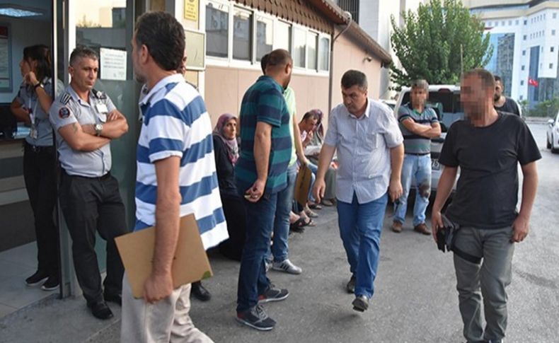 İzmir'de gözaltına alınan polis sayısı 170'e yükseldi!