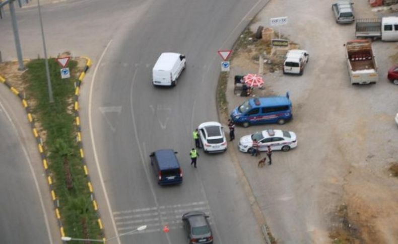 İzmir'de havadan trafik denetimlerinde 33 sürücüye ceza kesildi