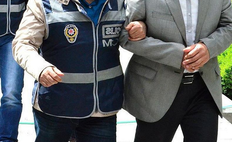İzmir'de İlçe Jandarma Komutanı FETÖ'den gözaltına alındı
