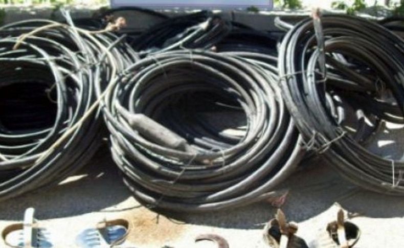 İzmir'de kablo hırsızlığı
