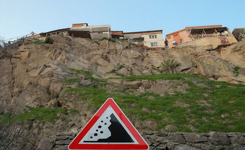 İzmir'de kayaların düştüğü bölgede yenileme yapılacak...