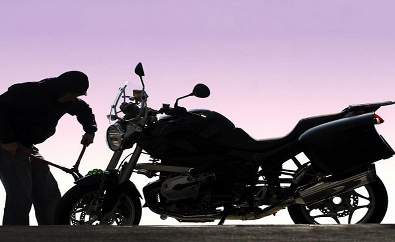 İzmir'de motosiklet hırsızlığı