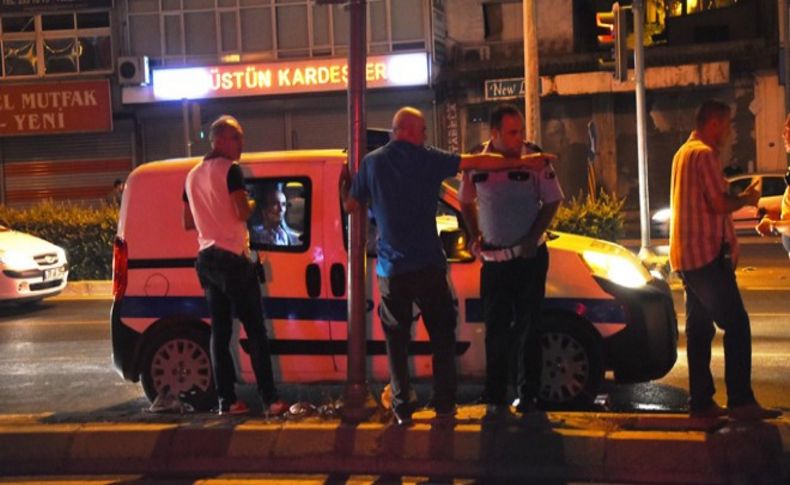 İzmir'de otomobilin çarptığı genç öldü