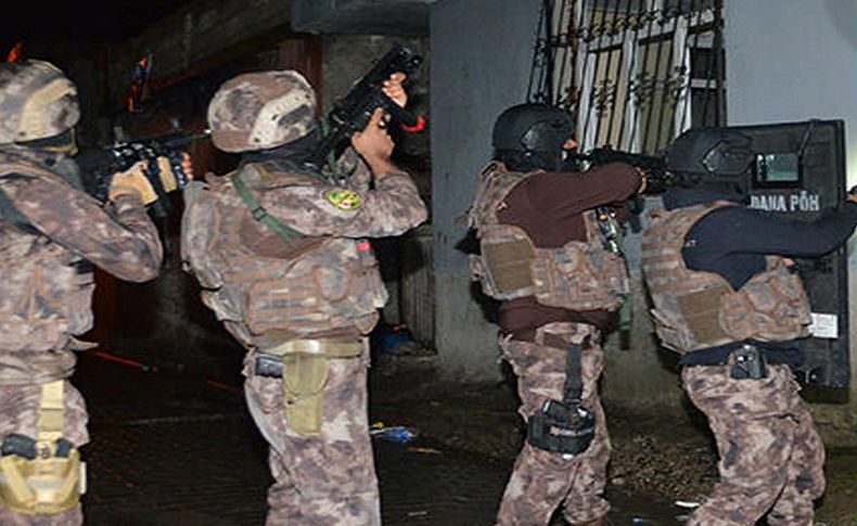 İzmir'de çifte terör operasyonu