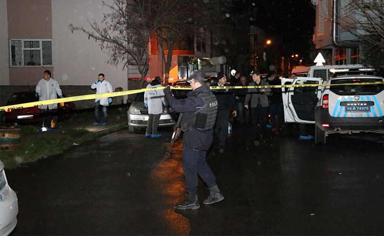 İzmir'de polislere bıçaklı saldırı: 1 şehit, 1 yaralı