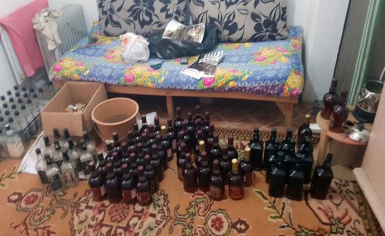 İzmir'de sahte içki üretimi yapılan eve baskın: 2 gözaltı