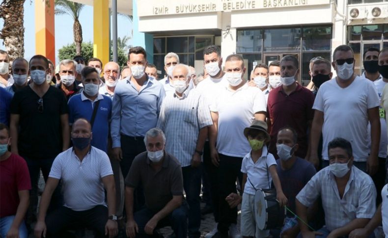 İzmir'de servisçilerden 'S Plaka' eylemi