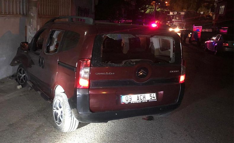 İzmir'de silahlı saldırı: 1 kişi yaşamını yitirdi...