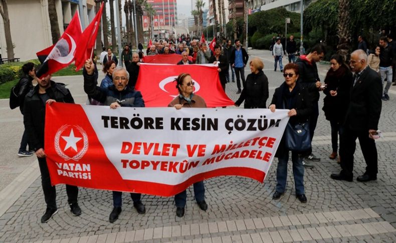 İzmir'de teröre tepki yürüyüşü