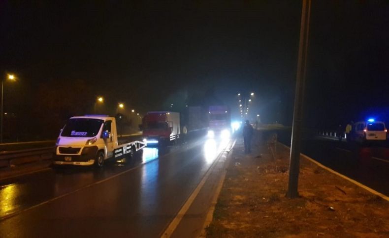 İzmir'de trafik kazaları: 4 yaralı