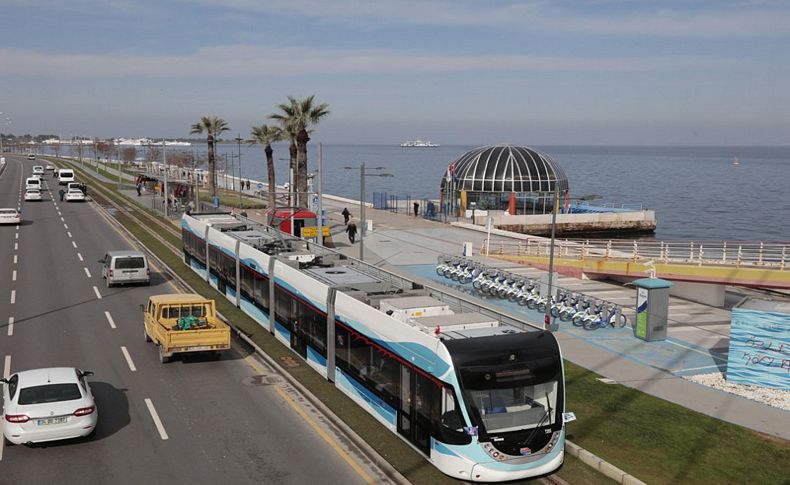İzmir'de tramvay 50 milyon yolcu taşıdı