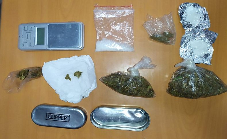 İzmir'de uyuşturucu operasyonunda 5 kişi tutuklandı