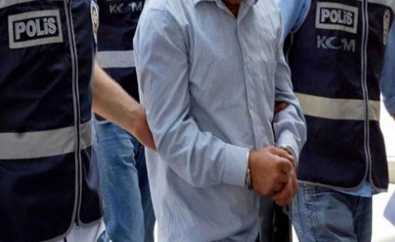 İzmir'de zehir ticaretine 9 gözaltı