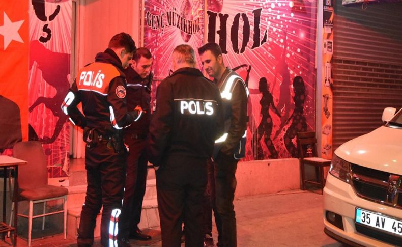 İzmir'deki denetimlerde 9 ruhsatsız eğlence mekanı mühürlendi