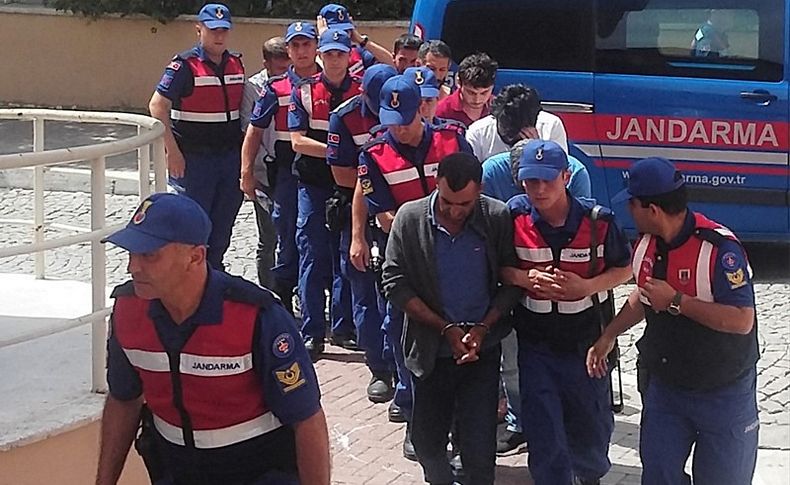 İzmir'deki uyuşturucu operasyonunda 3 tutuklama