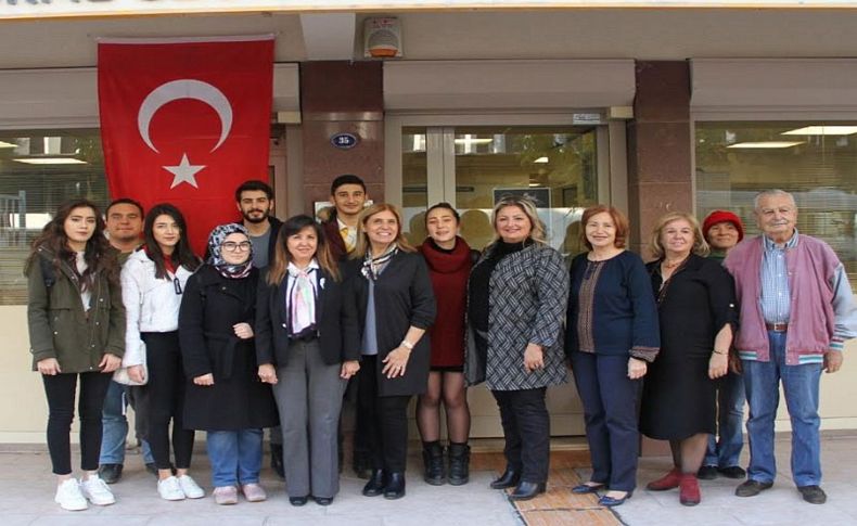 İzmir Demokrasi Üniversitesi’nden TÜRGÖK’e Teşekkür Ziyareti