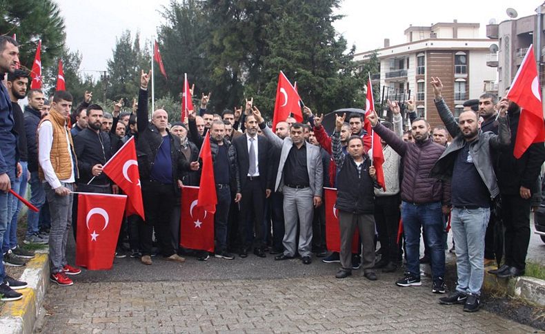 İzmir'den gönüllü askerlik başvurusu