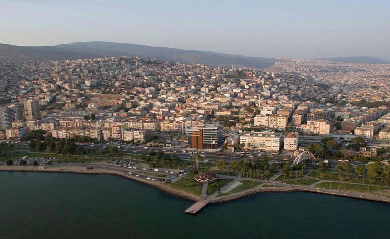 İzmir'den kent merkezinde 17 aktif fay var!