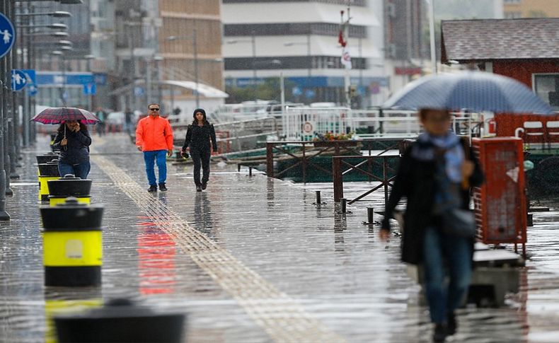 İzmir'e sağanak yağmur geliyor!