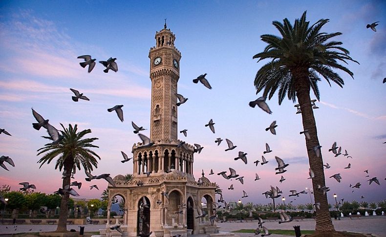 İzmir iki uluslararası festivale kapılarını açıyor