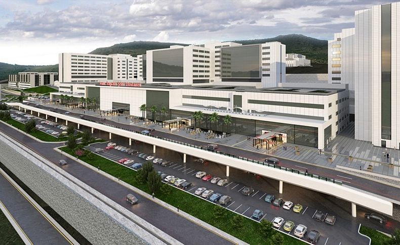 İzmir'in en büyük hastanesinin açılışı bir yıl erkene alındı