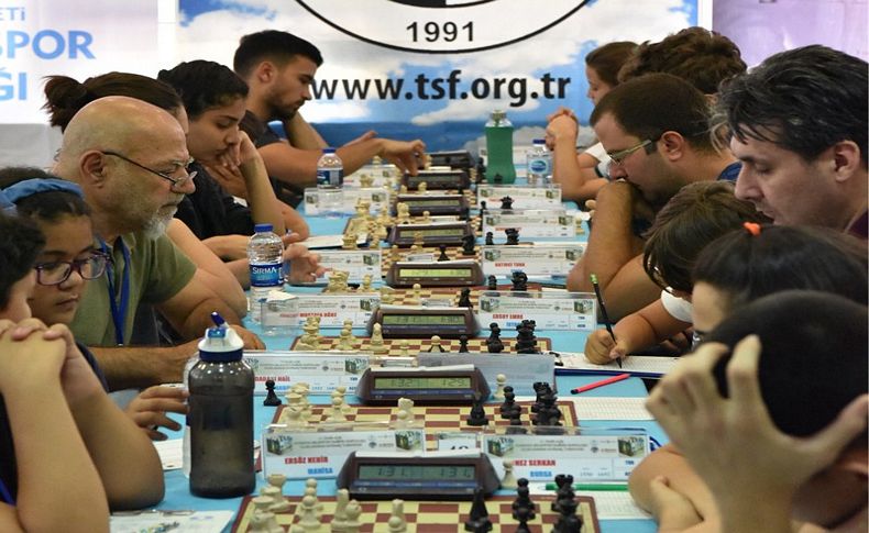İzmir’in Kurtuluşu’na özel satranç turnuvası