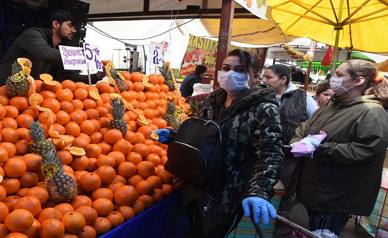 İzmir'in semt pazarlarına koronavirüs etkisi