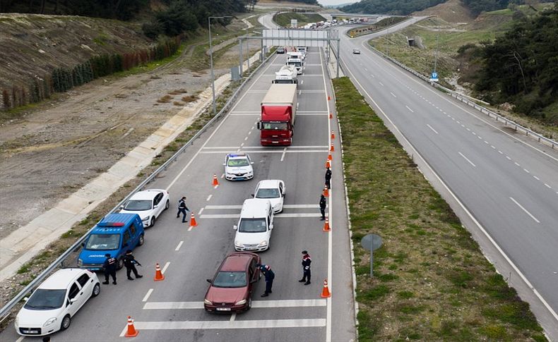 İzmir-Manisa sınırında yol denetimleri sürüyor