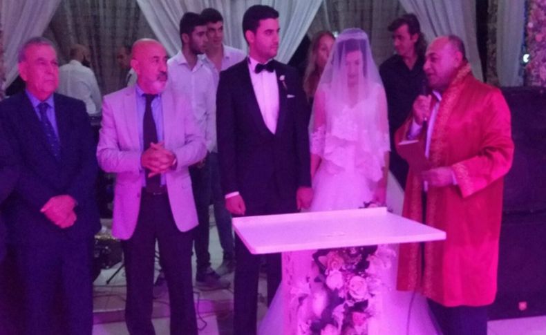 İzmir siyaseti bu düğünde buluştu