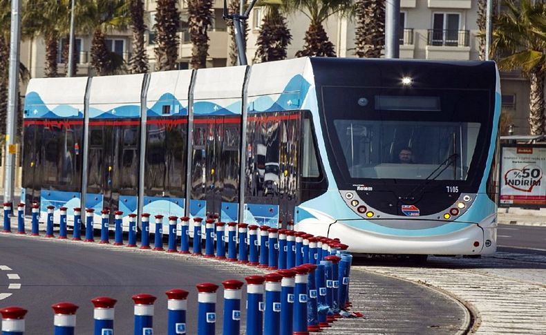 İzmir tramvayla 100 bin ton karbondioksit emisyonunu engelledi