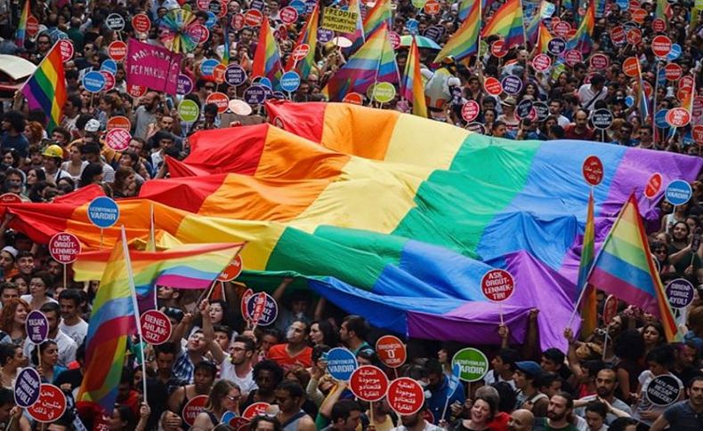 İzmir Valiliği'nden LGBTİ etkinliklerine yasak