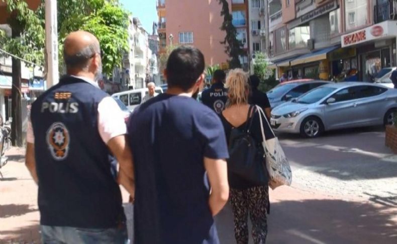 İzmir'de kredi kartı operasyonu: 3 tutuklama