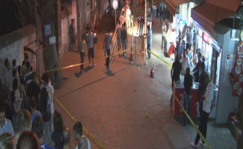 İzmir’de silahlı kavga: 2 ölü