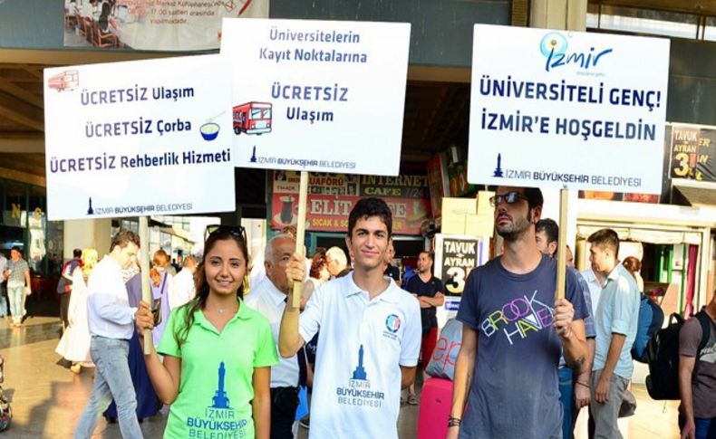 Üniversiteye yeni gelenlere İzmir karşılaması