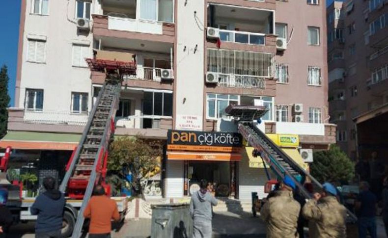 İzmirliler, depremin vurduğu Bayraklı'dan kaçıyor