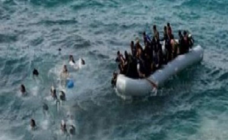 Kaçakları taşıyan bot battı: 4 ölü, 1 kayıp