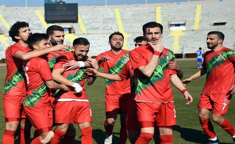 Kaf-Kaf Erbaaspor'a acımadı: 3-0