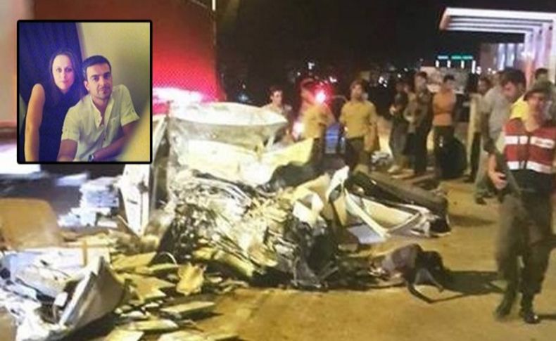 Karı-koca trafik kazasında hayatını kaybetti