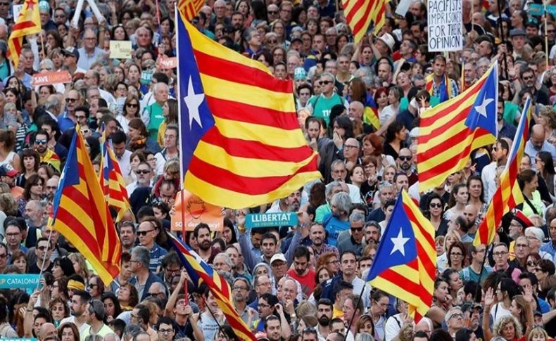 Katalonya hükümeti İspanya’ya resti çekti!