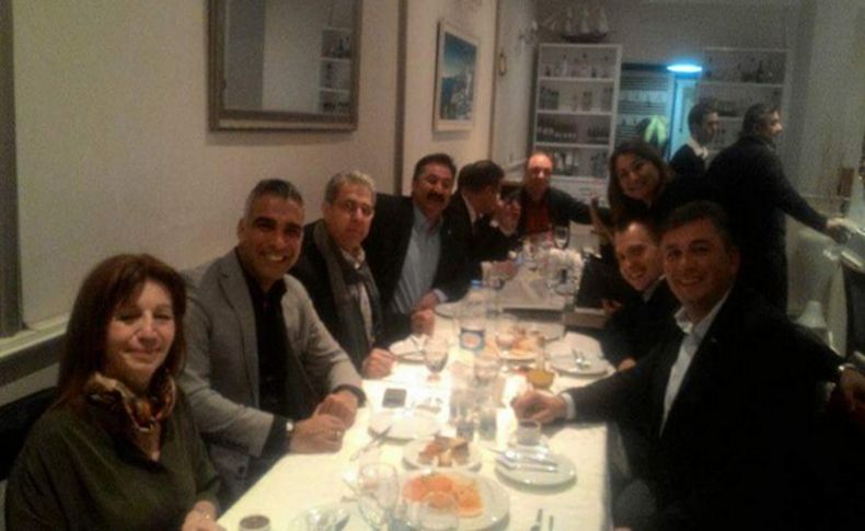 CHP İzmir'de Kordon buluşması