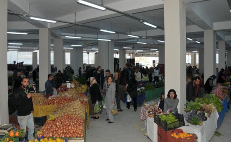 İzmir'de yıllık enflasyon çift haneyi gördü