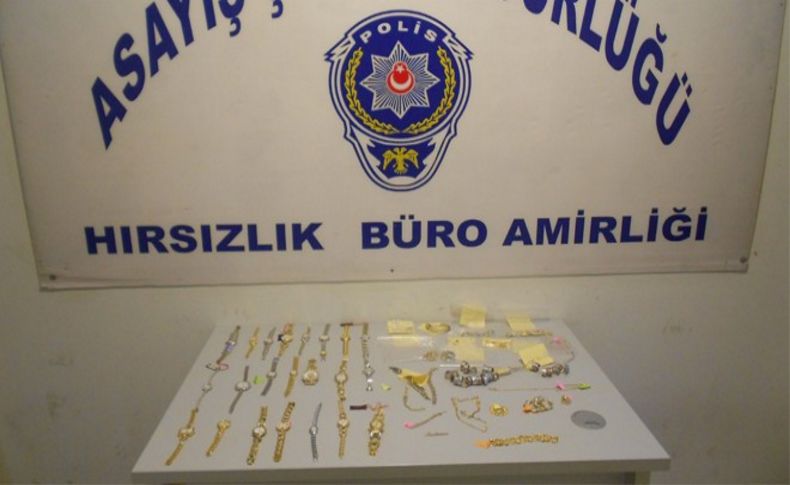 İzmir'de kuyumcuyu soydu kıskıvrak yakalandı